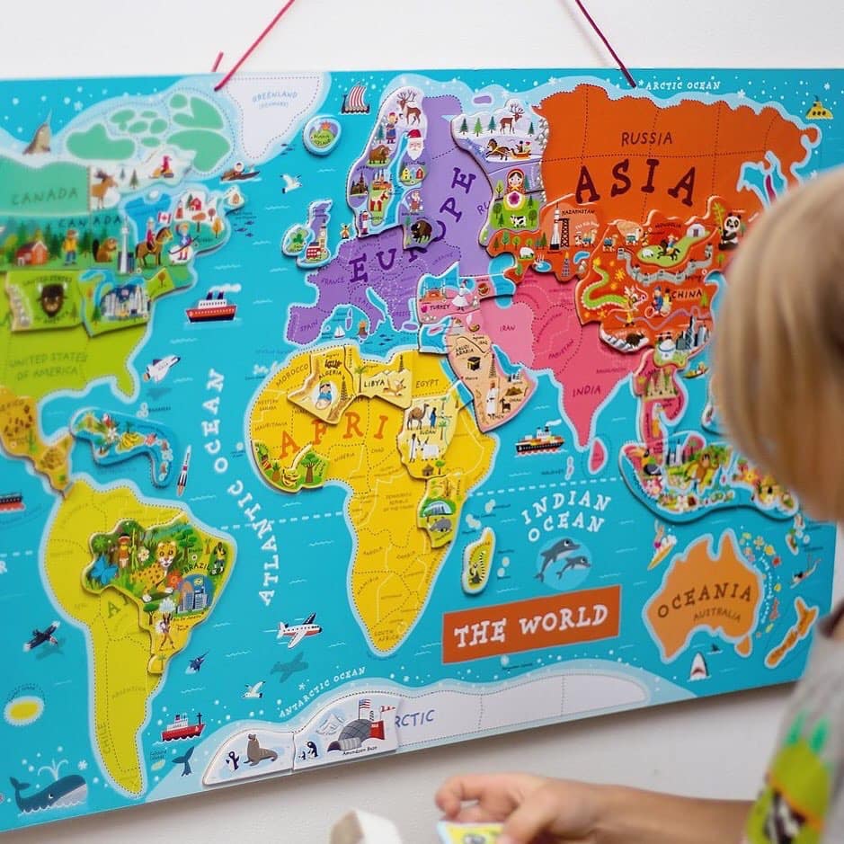 Puzzle Magnético Atlas Mundial Español Janod – Serendipia Toys