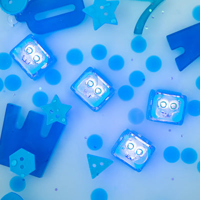 Cubos GloPals, juguetes sensorial activado por agua: BLAIR